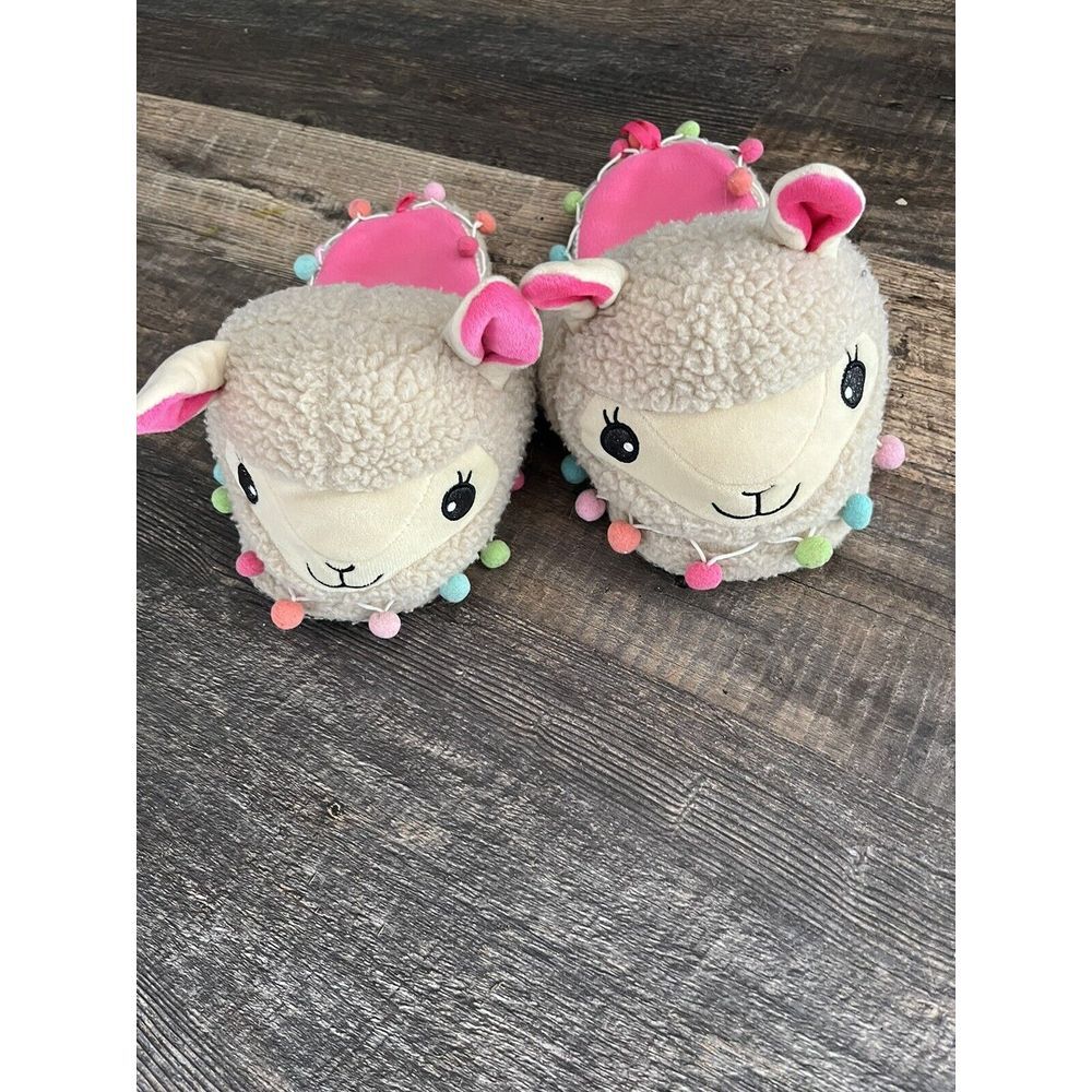 Llama House Shoes Size Medium/‎ Large